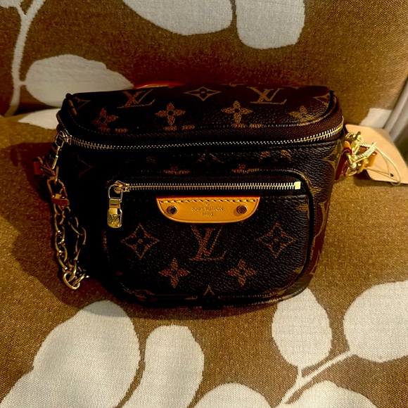Louis Vuitton Handbags - Brand new never worn LV bumbag, Fanny pack. Comes with two types of straps.